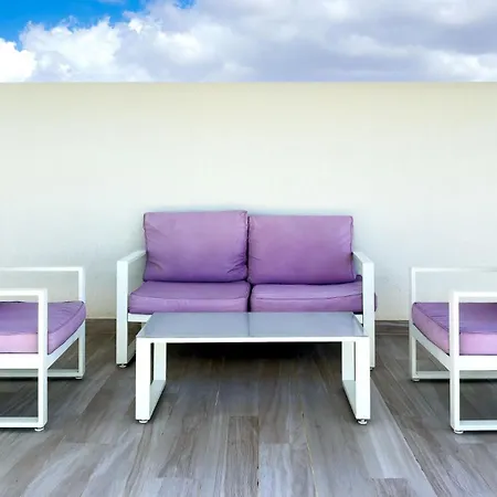In With Fabulous Views Apartment *