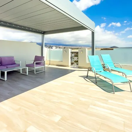 In With Fabulous Views Apartment