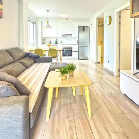 In With Fabulous Views Apartment *