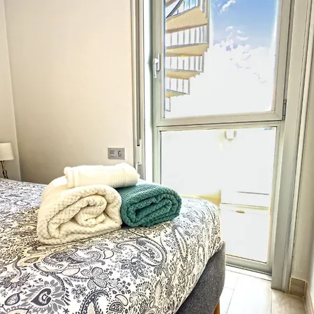In With Fabulous Views Apartment