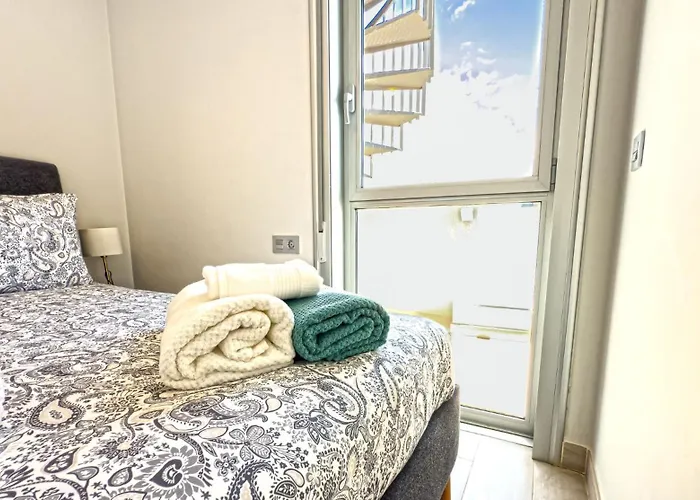 In With Fabulous Views Apartman